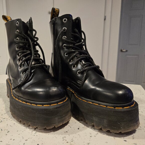 Jadon Boot Smooth Leather Platforms BLACK SIZE 7 WOMENS - Picture 1 of 14